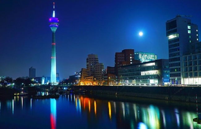 Recorrido a pie privado por Düsseldorf - Foto 2